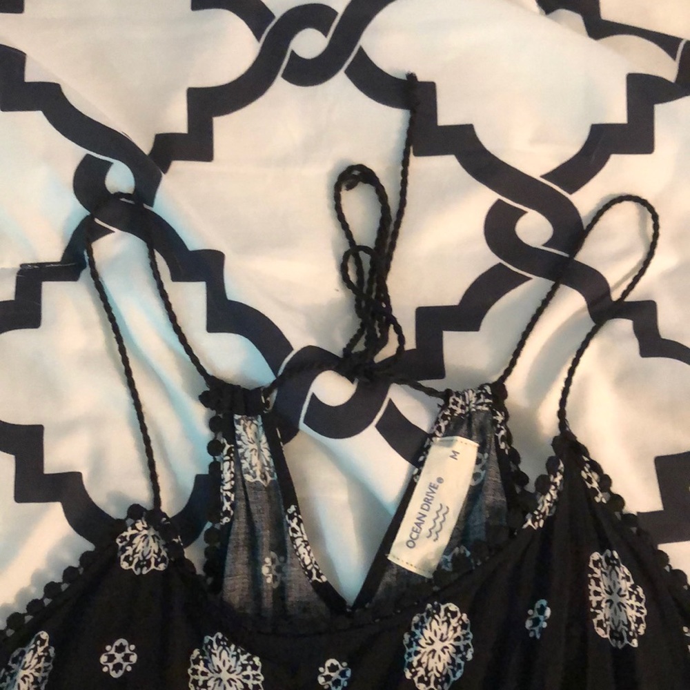 Romper - Picture 2 of 5